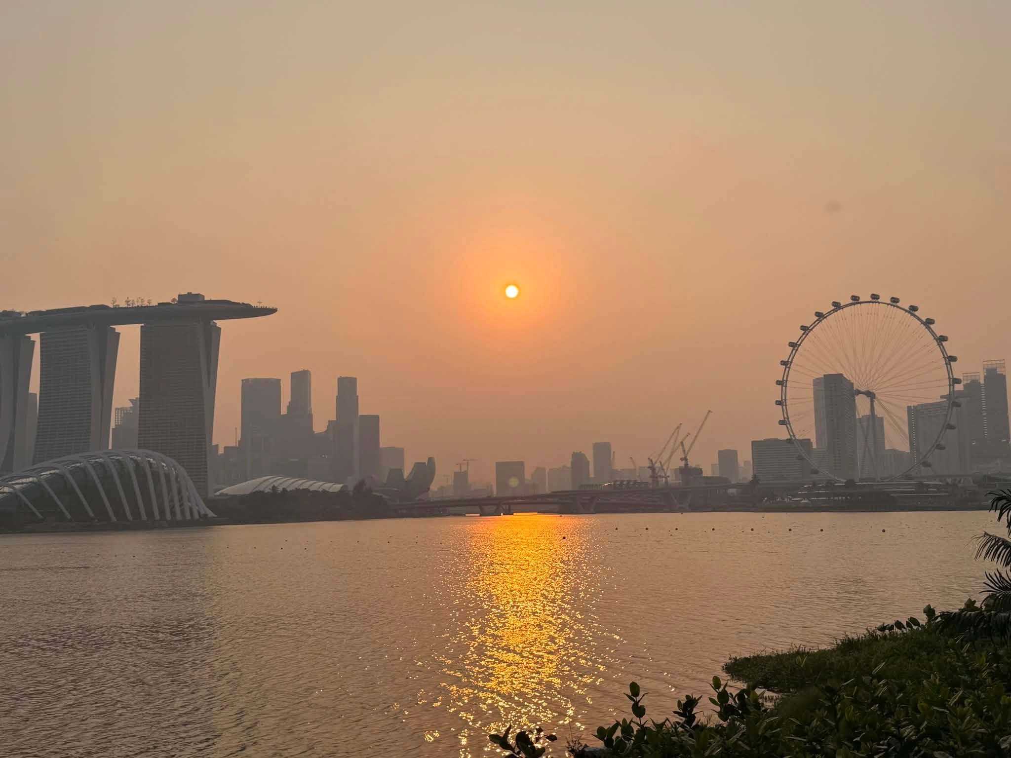 Despite the hazy conditions, the sunset still looks beautiful today 😍😍😍😍